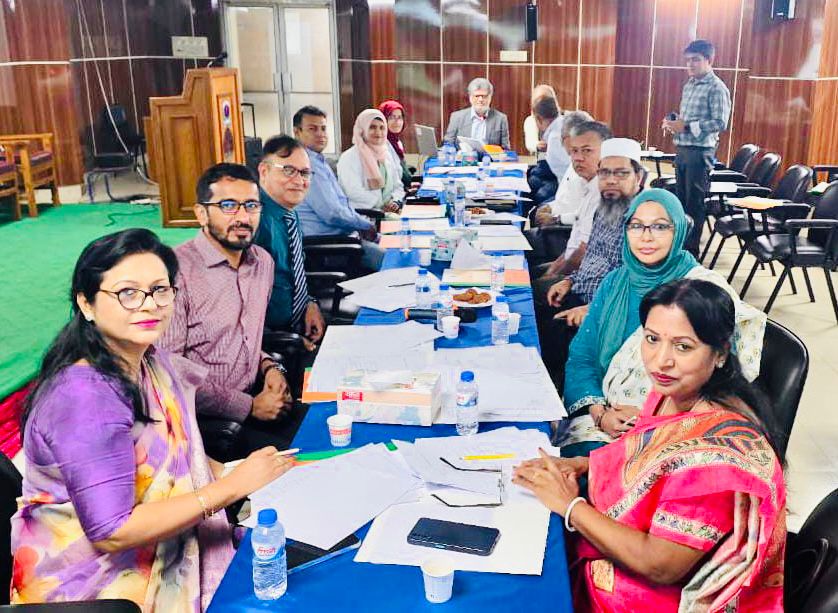 চট্টগ্রাম মেডিকেল বিশ্ববিদ্যালয়ের গবেষণা সায়েন্টিফিক রিভিউ  কমিটির প্রথম সভা